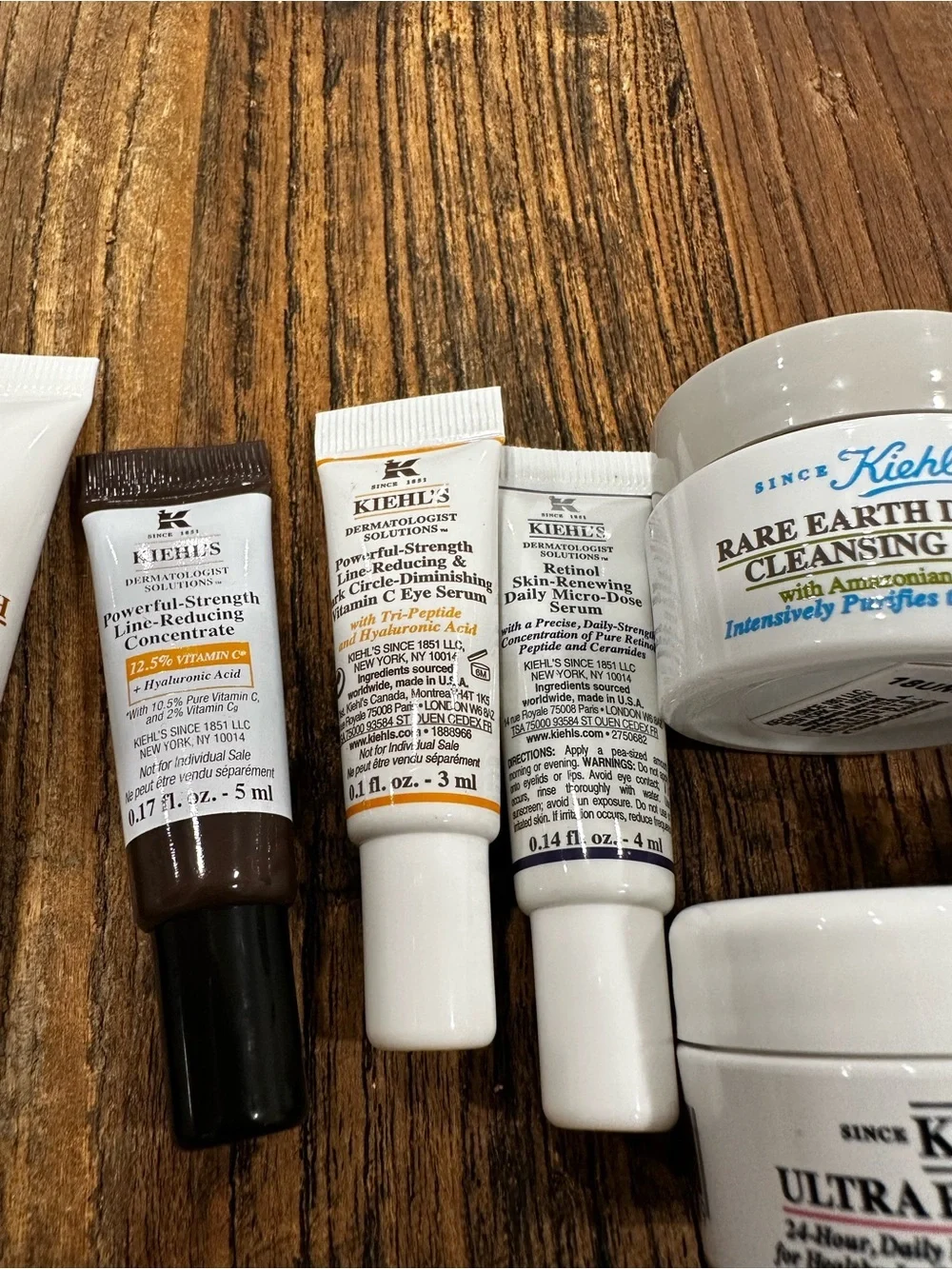 Kiehl's Skincare Collection - White, Navy, Brown several sample and small size - Picture 8 of 12